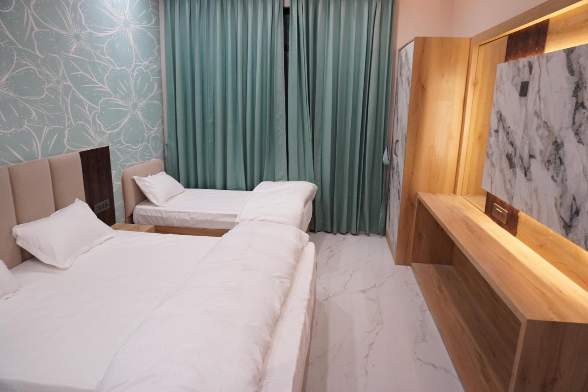 Hotel Heera Palace Khātu Dış mekan fotoğraf