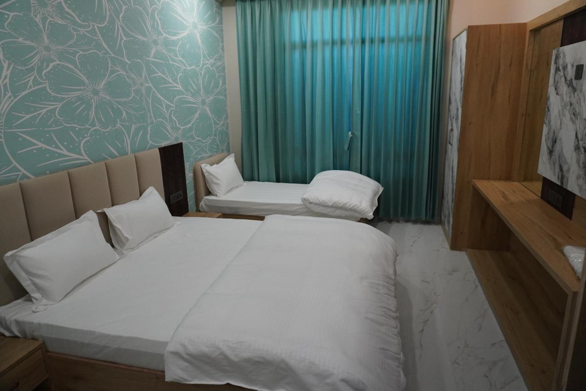 Hotel Heera Palace Khātu Dış mekan fotoğraf