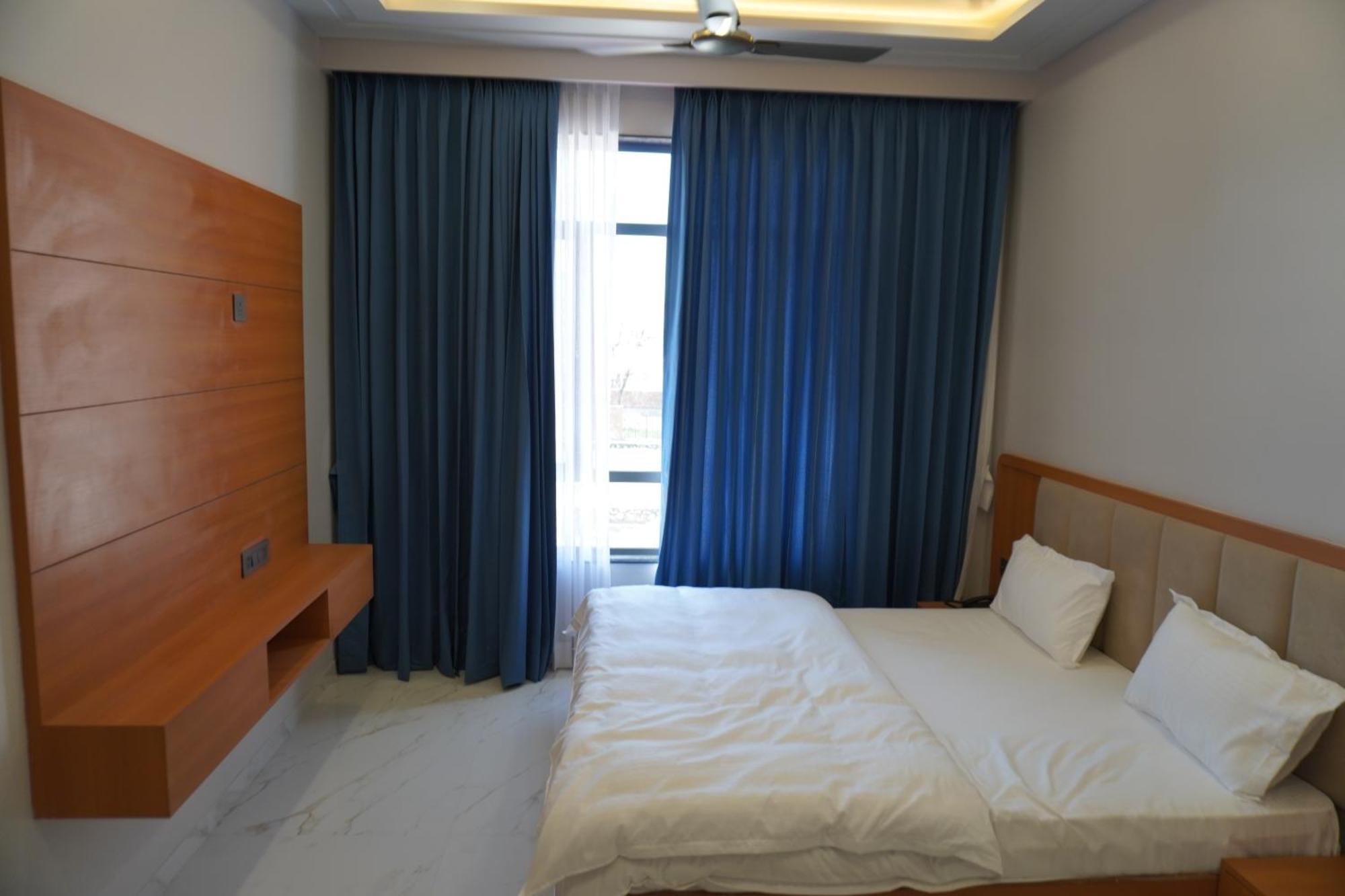 Hotel Heera Palace Khātu Dış mekan fotoğraf