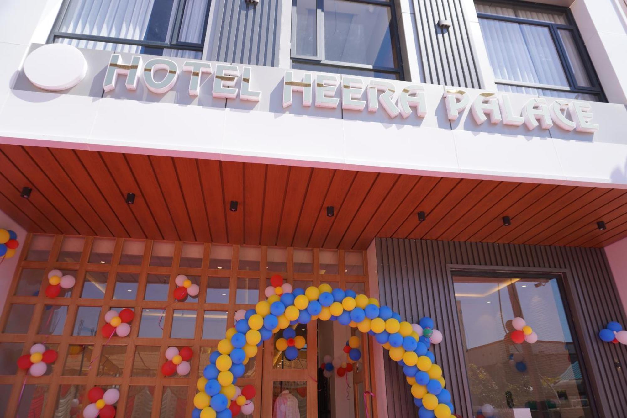 Hotel Heera Palace Khātu Dış mekan fotoğraf