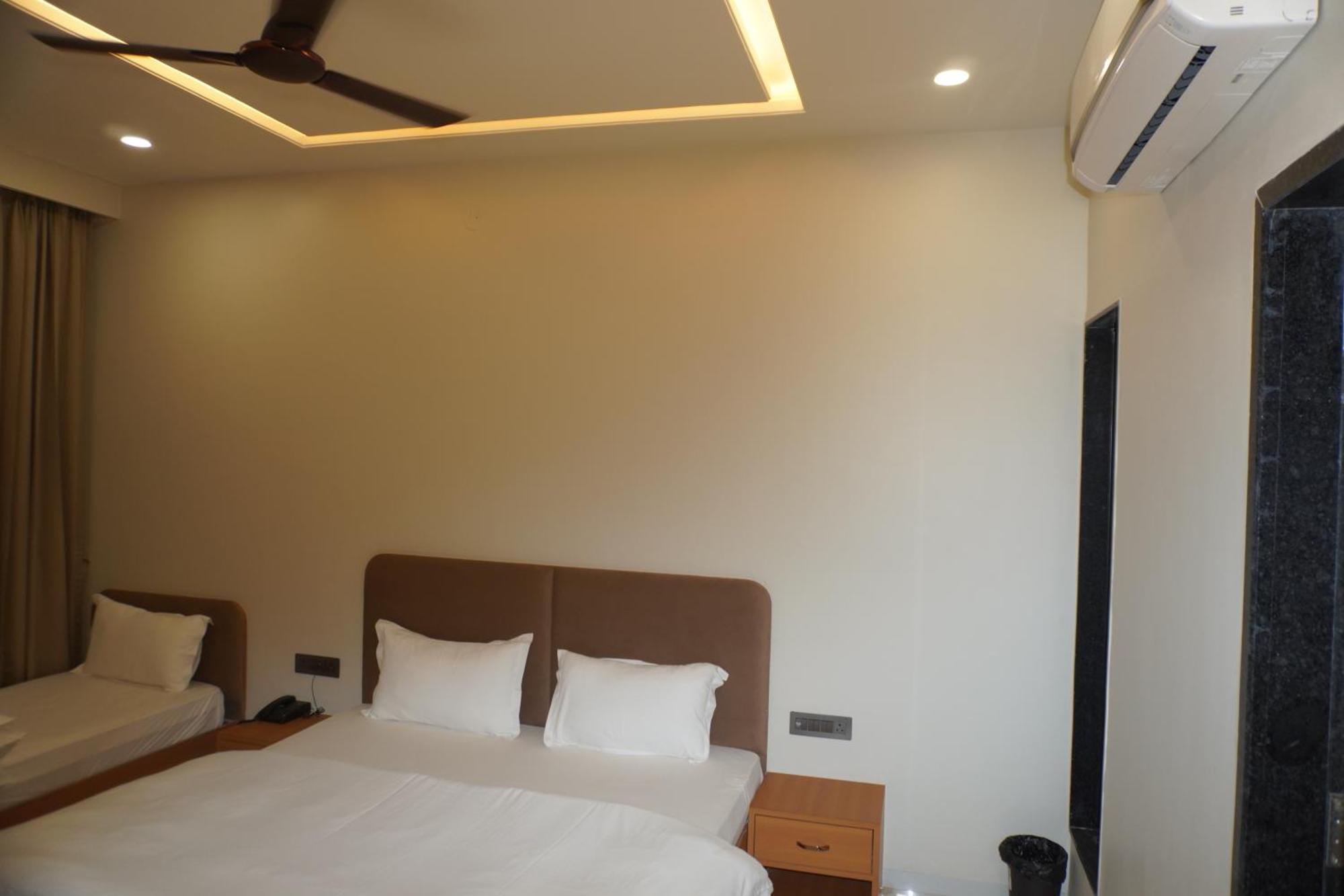 Hotel Heera Palace Khātu Dış mekan fotoğraf